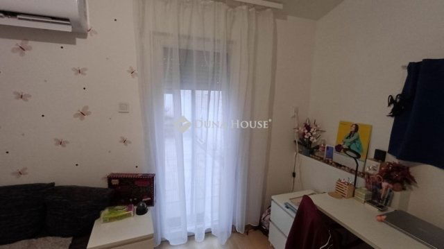 Eladó téglalakás, Budapesten, XV. kerületben 74.9 M Ft, 2 szobás