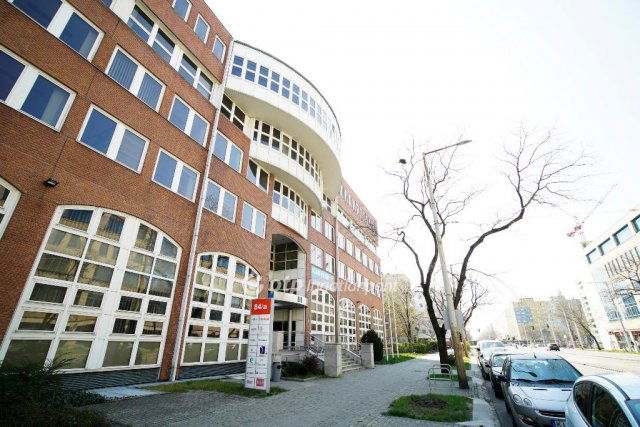 Kiadó iroda, Budapesten, XI. kerületben 4509 E Ft / hó, 1 szobás