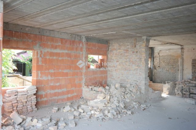 Eladó családi ház, Budapesten, XX. kerületben 84.9 M Ft
