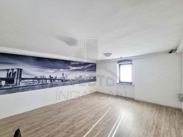 Kiadó üzlethelyiség, Szombathelyen 150 E Ft / hó