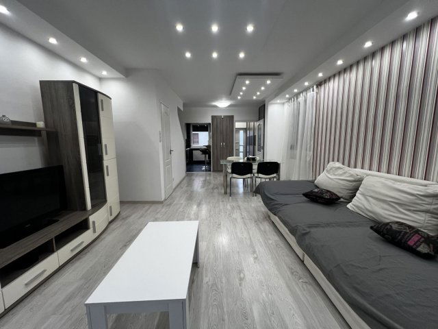 Kiadó sorház, albérlet, Debrecenben 450 E Ft / hó, 3 szobás