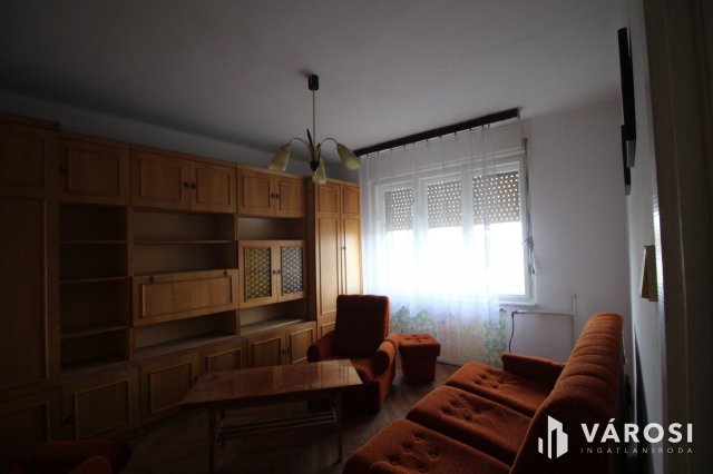 Eladó családi ház, Szombathelyen 87 M Ft, 5 szobás