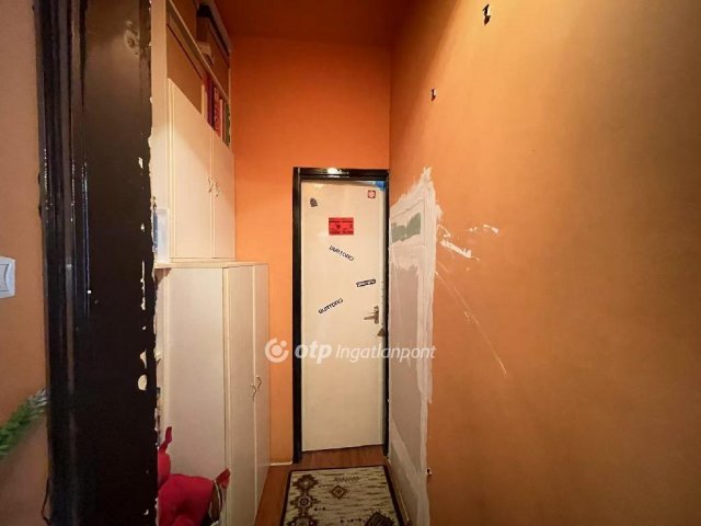 Eladó téglalakás, Budapesten, VIII. kerületben 99 M Ft, 3 szobás