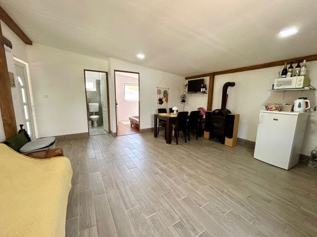 Eladó családi ház, Kovácshidán 14.9 M Ft, 2 szobás