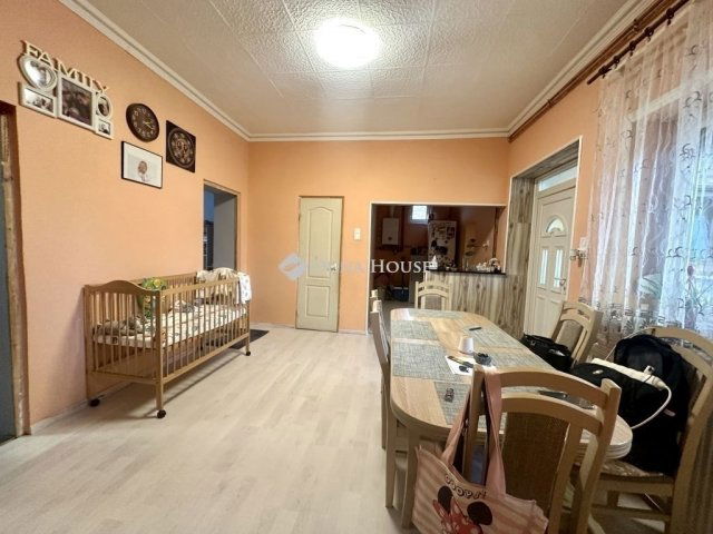 Eladó családi ház, Üllőn 79.9 M Ft, 3 szobás
