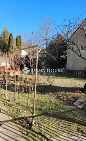 Eladó családi ház, Pakson 26.9 M Ft, 3 szobás