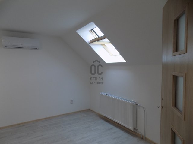 Eladó családi ház, Érden 110 M Ft, 5 szobás