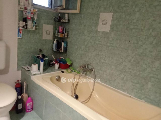 Eladó családi ház, Érden 67.9 M Ft, 4 szobás