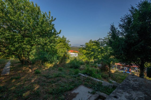 Eladó családi ház, Csömörön 125 M Ft, 2 szobás