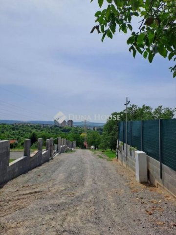 Eladó telek, Pécsett 16 M Ft / költözzbe.hu