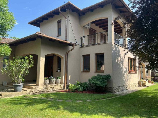 Eladó családi ház, Nyíregyházán 158 M Ft, 4 szobás