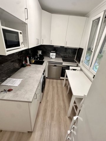 Kiadó panellakás, albérlet, Debrecenben 300 E Ft / hó, 4 szobás