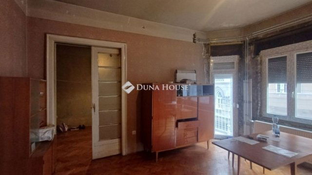 Eladó téglalakás, Budapesten, VII. kerületben 129 M Ft, 4 szobás