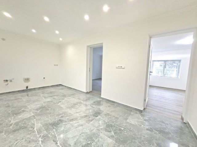 Eladó családi ház, Ercsiben 54 M Ft, 3 szobás