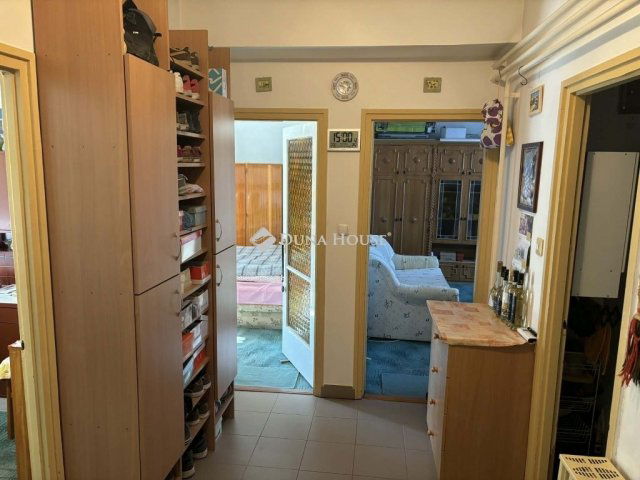 Eladó téglalakás, Kecskeméten 59.99 M Ft, 3 szobás