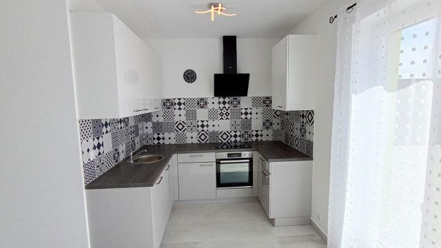 Eladó téglalakás, Levélen 55 M Ft, 2 szobás