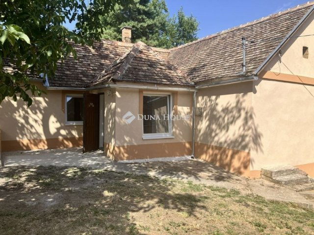 Eladó családi ház, Bodán 34.9 M Ft, 2 szobás