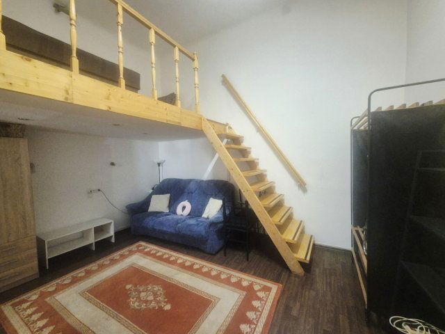 Kiadó téglalakás, albérlet, Budapesten, VII. kerületben