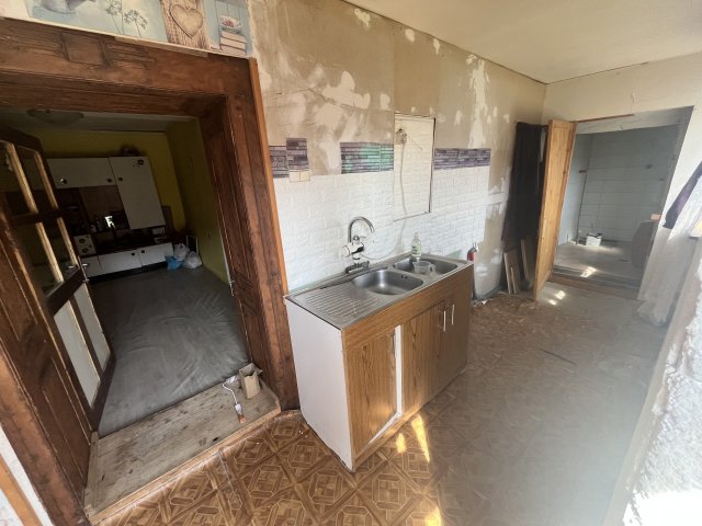 Eladó családi ház, Sarkadon 3.39 M Ft, 2 szobás