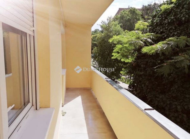 Kiadó téglalakás, albérlet, Pécsett, Kodály Zoltán utcában