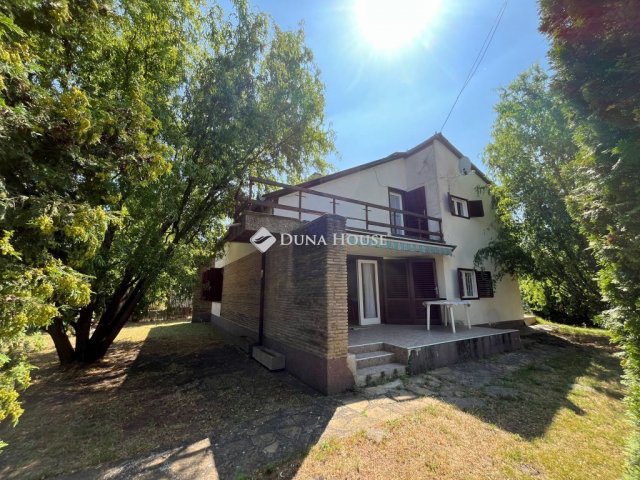 Eladó nyaraló, Fonyódon 89.9 M Ft, 4 szobás