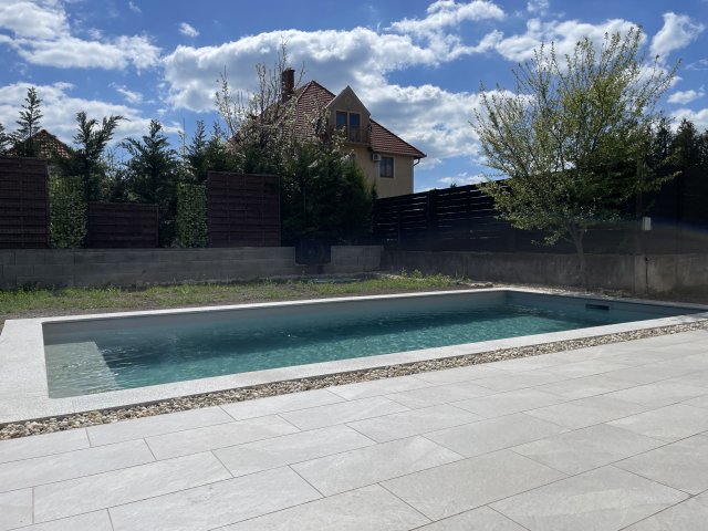 Eladó ikerház, Balatonfüreden 189 M Ft, 5 szobás