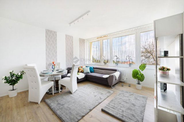 Eladó családi ház, Budapesten, XII. kerületben 395 M Ft