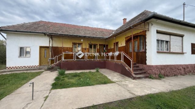Eladó családi ház, Tápiószecsőn 43 M Ft, 3 szobás