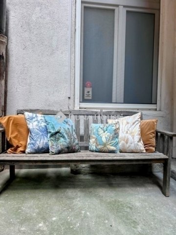 Eladó téglalakás, Budapesten, V. kerületben 84 M Ft, 2 szobás