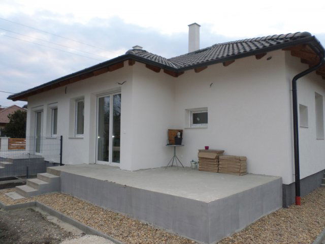 Eladó ikerház, Százhalombattán 89.9 M Ft, 3+1 szobás