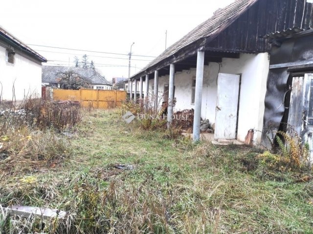 Eladó családi ház, Kókán 20 M Ft, 2 szobás
