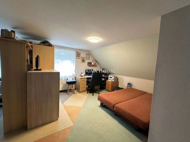 Eladó családi ház, Nyíregyházán 83 M Ft, 4 szobás