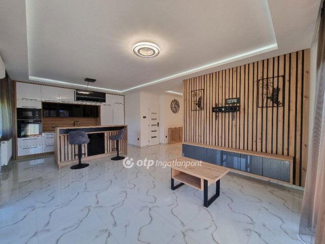 Eladó családi ház, Döbröntén 110 M Ft, 2+2 szobás