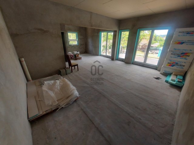 Eladó családi ház, Szigetmonostorban 109.9 M Ft, 7 szobás