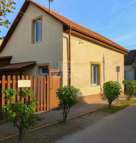 Eladó sorház, Budapesten, XXII. kerületben 94.99 M Ft, 3 szobás