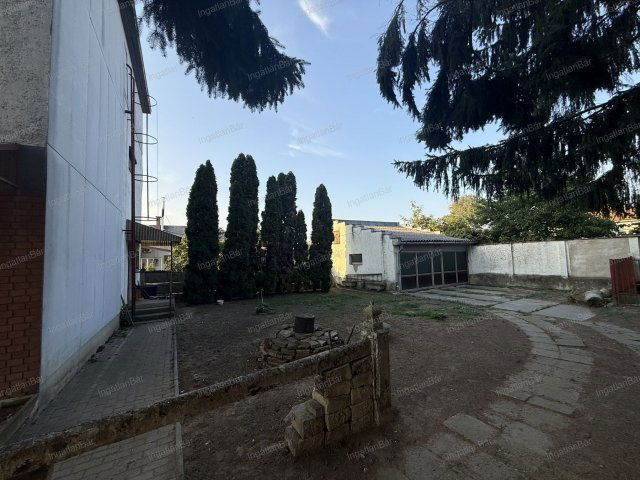 Eladó családi ház, Vásárosnaményben 38 M Ft, 5 szobás