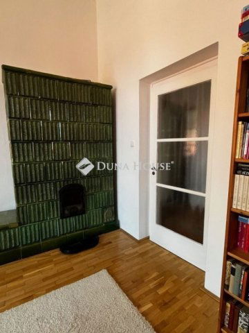 Eladó téglalakás, Visegrádon 109.8 M Ft, 2 szobás