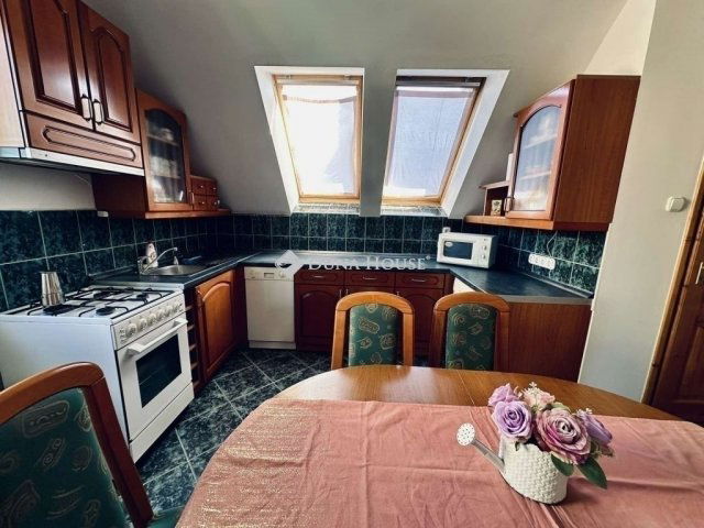 Eladó téglalakás, Pécsett 59.49 M Ft, 2 szobás