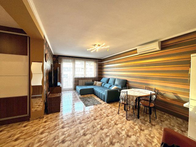 Eladó téglalakás, Debrecenben 78.9 M Ft, 4 szobás