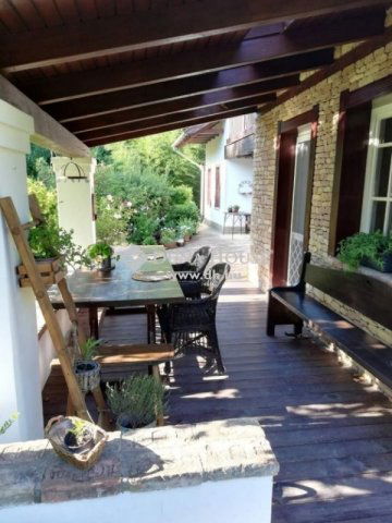 Eladó családi ház, Budaörsön 329.9 M Ft, 5 szobás