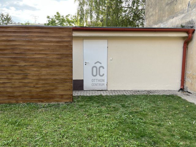 Eladó téglalakás, Pápán 87 M Ft, 4 szobás