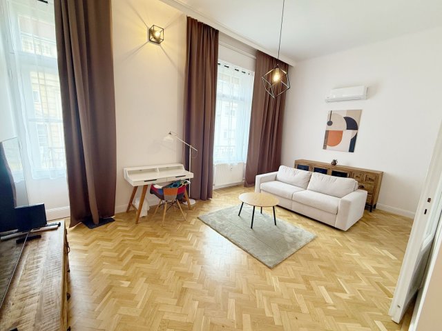 Kiadó téglalakás, albérlet, Debrecenben 250 E Ft / hó, 2 szobás