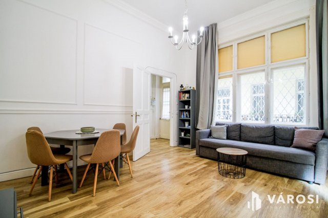 Kiadó téglalakás, albérlet, Budapesten, VI. kerületben