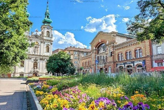 Eladó téglalakás, Budapesten, I. kerületben, Fő utcában