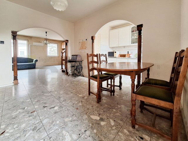 Eladó téglalakás, Szegeden, Kecskeméti utcában 72.9 M Ft