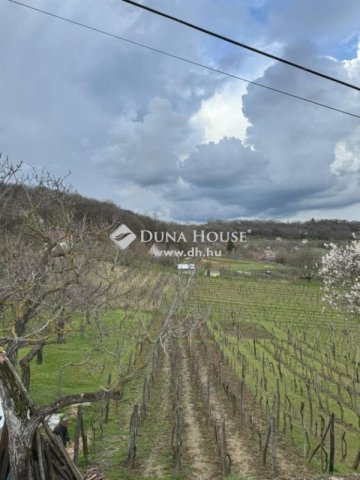 Eladó nyaraló, Szekszárdon 25.9 M Ft, 3 szobás