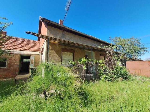 Eladó családi ház, Kunágotán 8.5 M Ft, 2+1 szobás