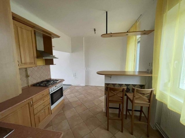 Eladó téglalakás, Szegeden 71.2 M Ft, 2 szobás