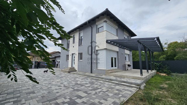 Eladó családi ház, Dunaharasztin 129.9 M Ft, 5 szobás