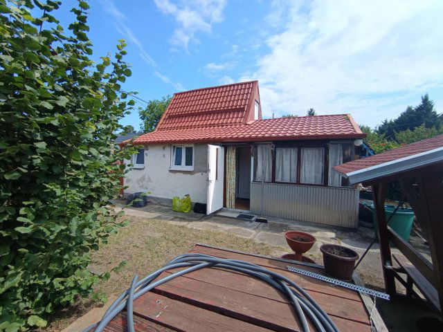 Eladó nyaraló, Oroszlányban 14.999 M Ft, 1 szobás